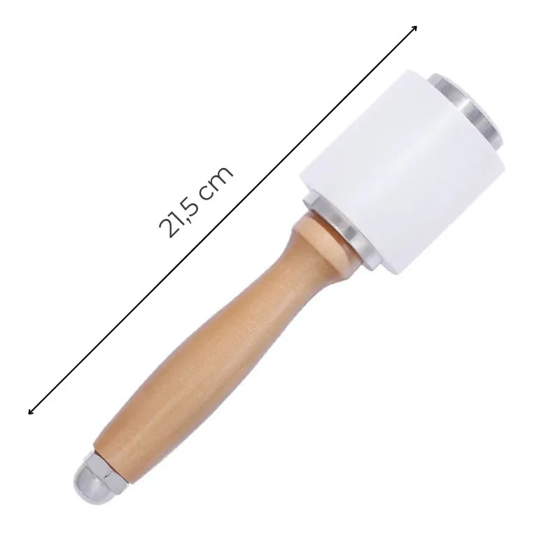 Maillet en bois, idéal pour frapper vos ciseaux sans endommager les manches.