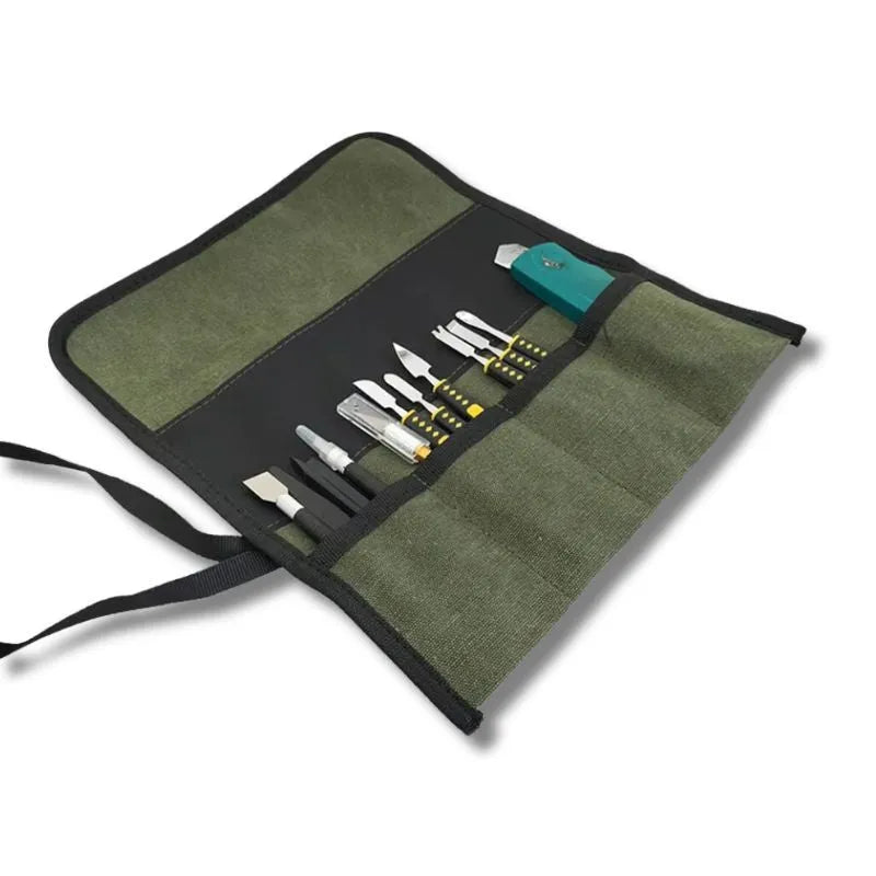 Trousse de rangement pratique pour organiser vos outils de sculpture sur bois.